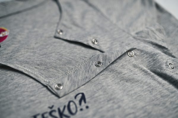 <div class="ksolja">Spavaćice sive</div><div class="naslovsolje"> Šta ti teško</div> - Image 7