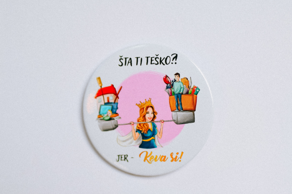 <div class="ksolja">Bedževi </div><div class="naslovsolje">Šta ti teško</div>